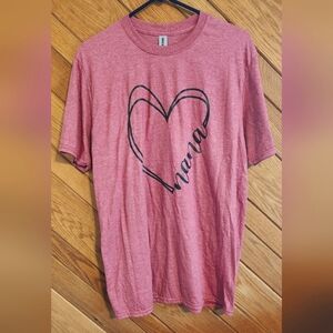 Gildan Pink Nana Heart Softstyle Large Tshirt Casual pink t-shirt with a heart